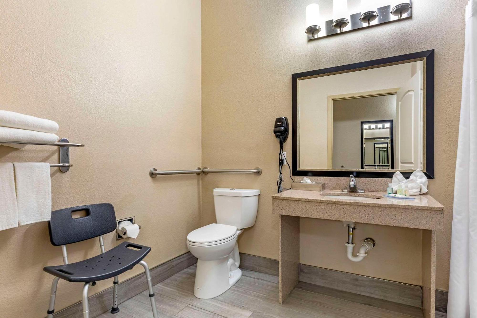 Quality Inn And Suites Groesbeck Ngoại thất bức ảnh