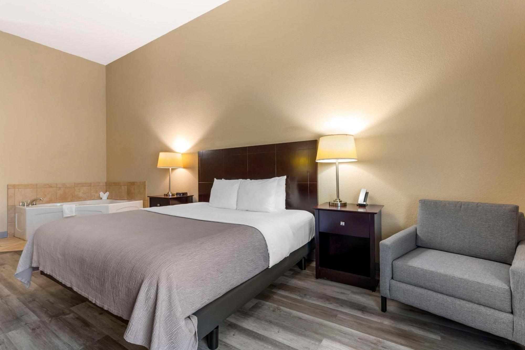 Quality Inn And Suites Groesbeck Ngoại thất bức ảnh
